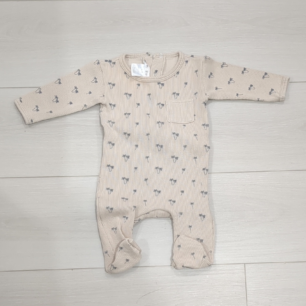 Neutral Palm-Print Ribbed Footed One-Piece for Kids